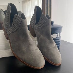 Vince Camuto Pevista Woven Accent Leather Ankle Bootie great summer boot